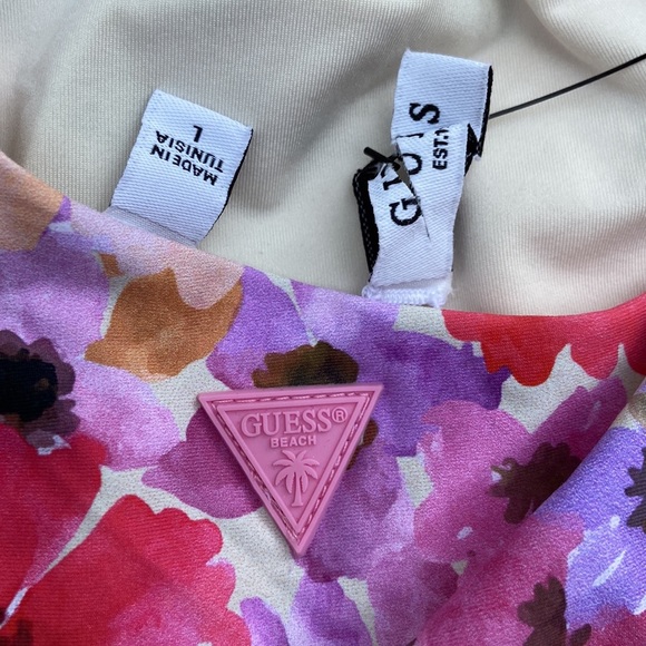 New GUESS Full swimsuit with floral print SZ L - Picture 10 of 10